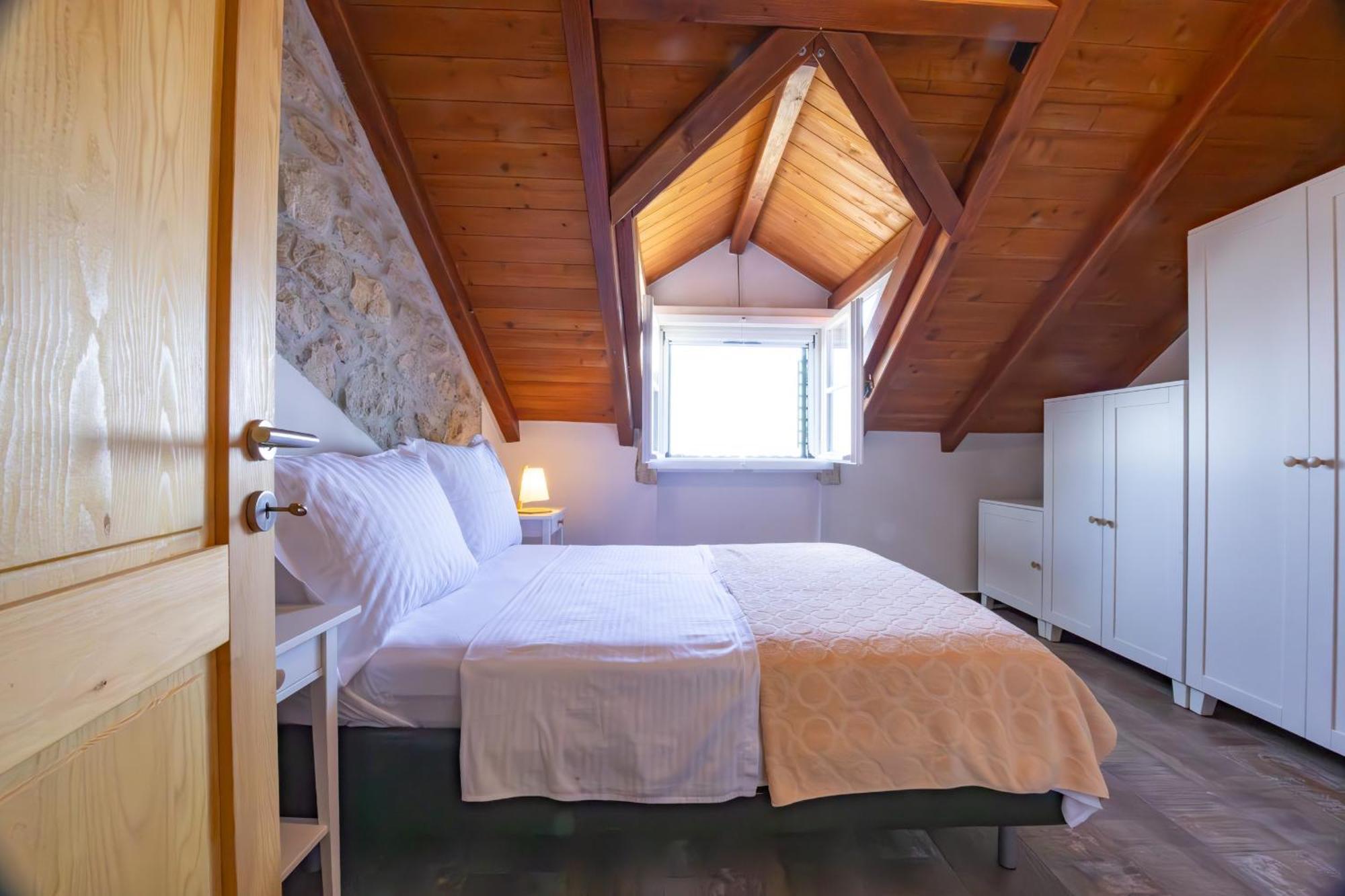 Vila Stone House Kurtic Stara Podgora Exteriér fotografie