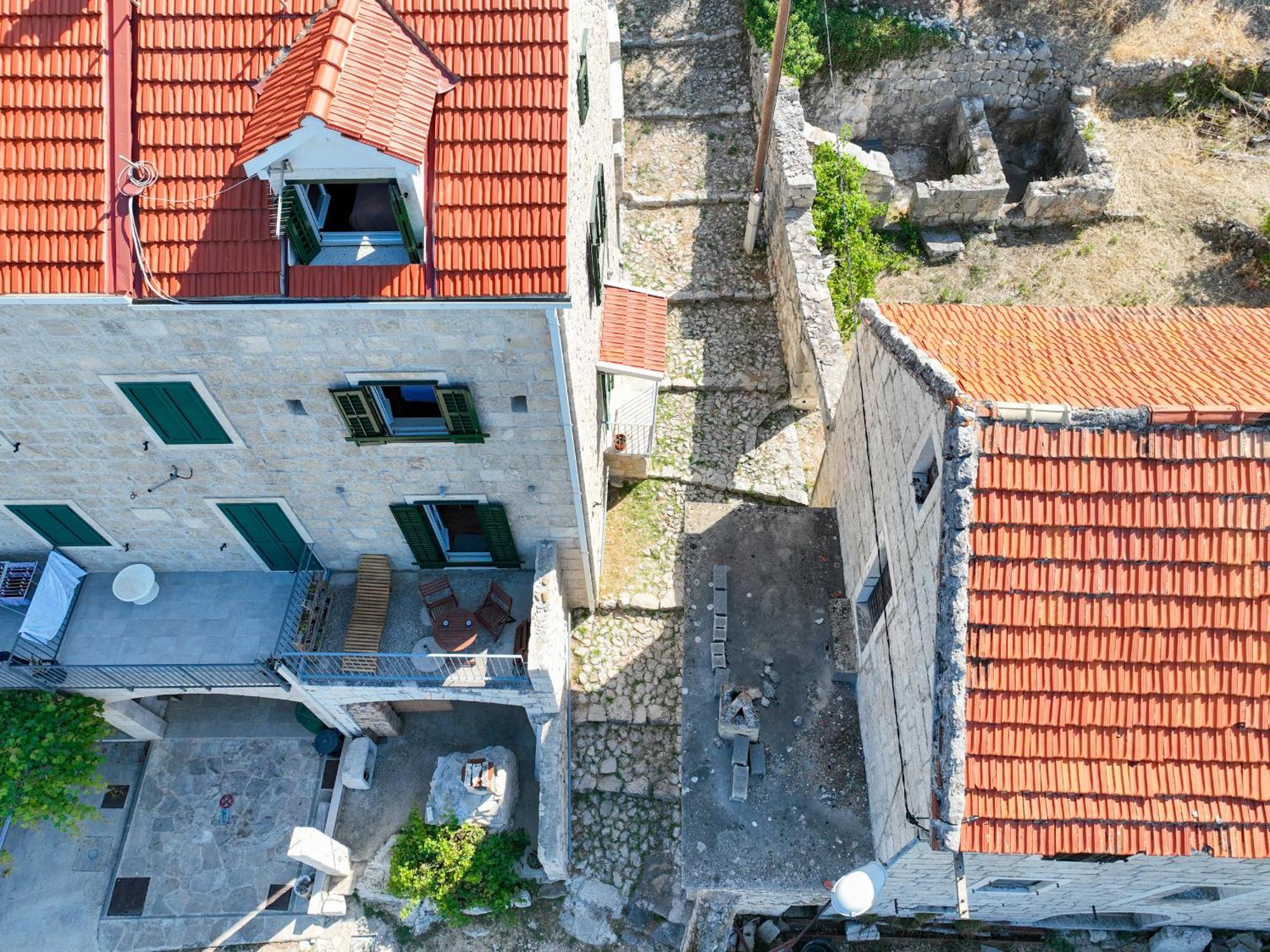 Vila Stone House Kurtic Stara Podgora Exteriér fotografie
